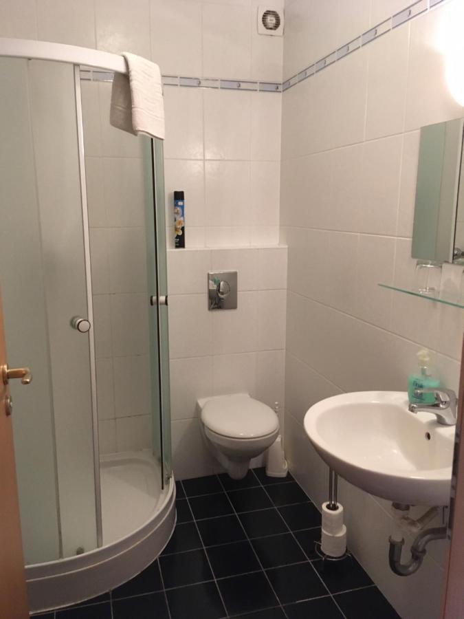 Foter Panzio Hotel Байя Екстериор снимка
