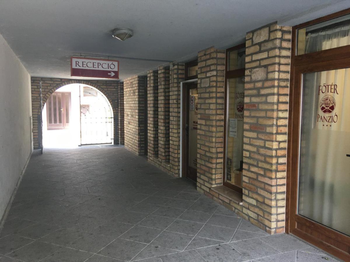 Foter Panzio Hotel Байя Екстериор снимка