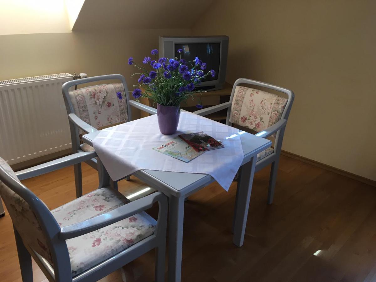 Foter Panzio Hotel Байя Екстериор снимка