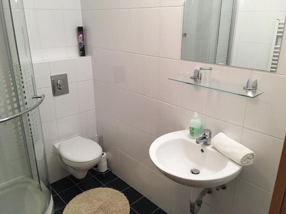Foter Panzio Hotel Байя Екстериор снимка